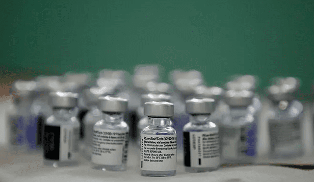 Con esta entrega, la tercera del país europeo, el total de vacunas donadas por España a Colombia ascenderá a 6 546 070 dosis. Foto: EFE