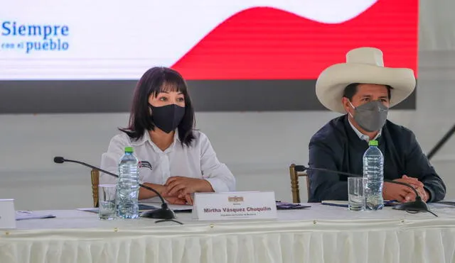 Pedro Castillo y Mirtha Vásquez dieron inicio a sesión descentralizada del Consejo de Ministros en Moquegua. Foto: PCM
