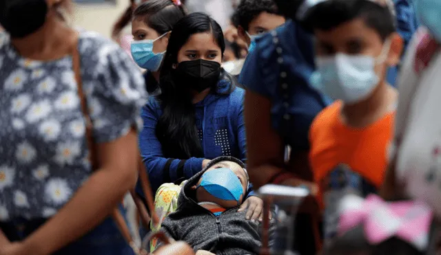 ¡Uy! Me olvidé comprar más mascarillas de regreso a casa. Foto: La República.