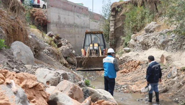 Arequipa. Labores de limpieza continúan en la torrentera El Chullo, en Cayma. Foto: Municipalidad Distrital de Cayma