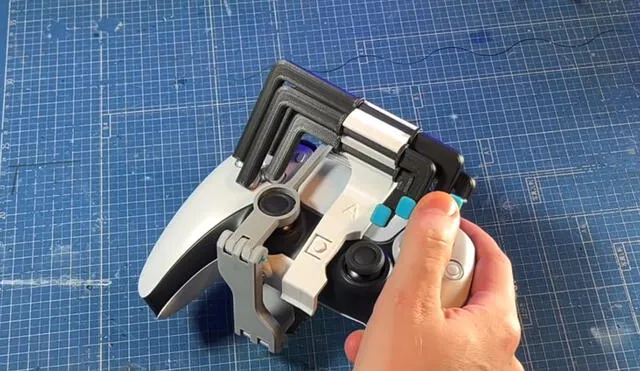 Así luce el adaptador creado con una impresora 3D. Foto: captura de YouTube