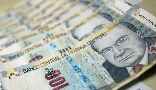 La iniciativa también agrega que los asegurados podrán disponer de hasta la mitad de sus fondos para “pagar deudas contraídas con el sistema financiero".  Foto: Andina