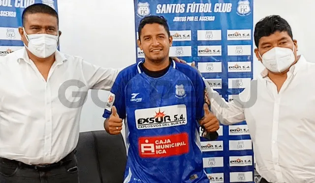 Reimond Manco firmó con Santos FC. Foto: Gol Perú