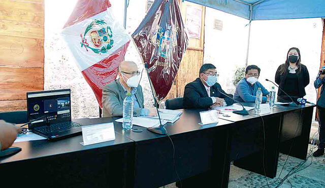 Esperanza. Arroyo y Hancco explican los siguientes pasos para tratar de salvar Majes II. Foto: La República