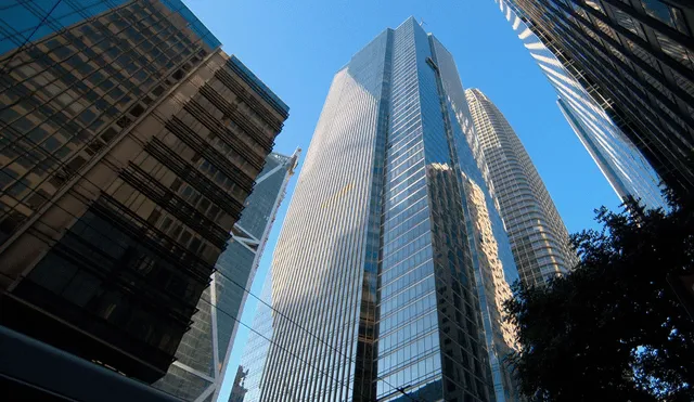 El edificio de 58 pisos cuenta con 419 lujosos departamentos. Foto: Paramount