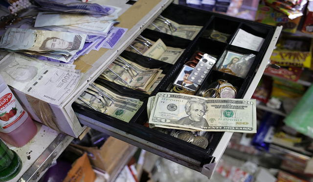 Chequea el precio del dólar en Venezuela hoy, según Dólar Monitor y DolarToday. Foto: AFP