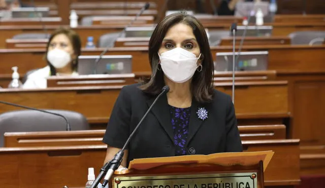 Patricia Juárez afirma que la ley 26300 no atenta contra el derecho de participación ciudadana. Foto: Congreso