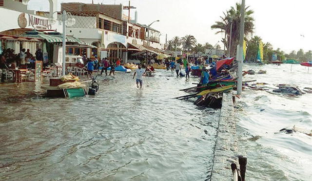 Paracas. La playa El Chaco fue una de las más afectadas por el oleaje anómalo. Viviendas y negocios quedaron inundados. Foto: difusión