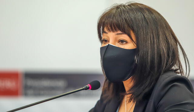 Mirtha Vásquez sostiene que en el Gobierno están “muy preocupados” por el derrame de petróleo de Repsol ocurrido en Ventanilla. Foto: PCM