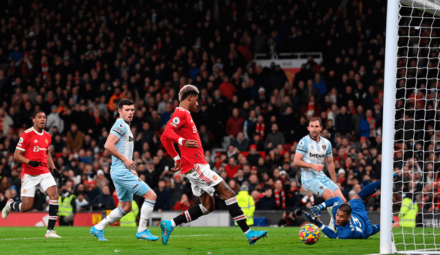 Marcus Rashford ingresó en la segunda mitad y anotó el gol de la victoria del United ante el West Ham. Foto: AFP