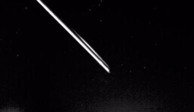 Imagen del satélite Starlink desintegrándose sobre la península ibérica. Foto: meteoroides.net
