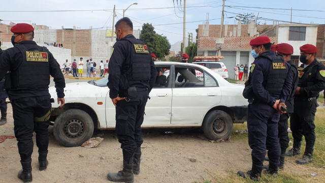 Policías llegaron a Villa El Contador y rescataron a maleante. Foto: cortesía