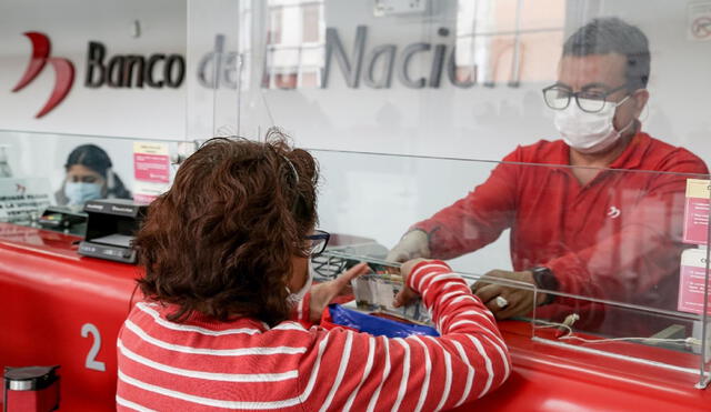 Conoce aquí cómo activar tu Cuenta DNI para cobrar los 350 soles del Bono Yanapay Perú. Foto: Andina