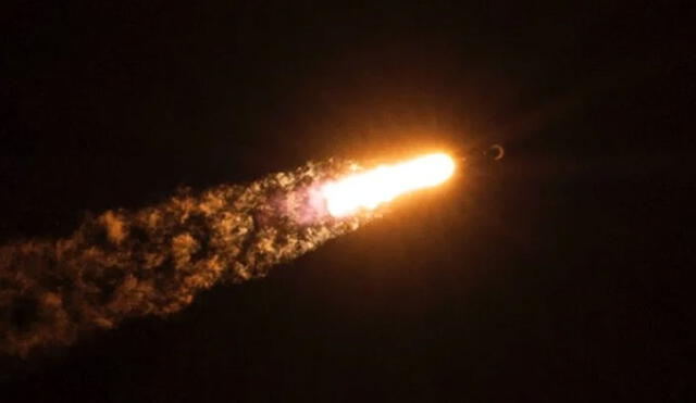 Cohete Falcon 9 lanzado en marzo de 2015 desde Cabo Cañaveral, EE .UU. Foto: SpaceX