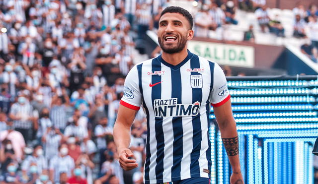 Josepmir Ballón durante la Noche Blanquiazul. Juega en Alianza Lima desde la temporada 2020. Foto y video: Club Alianza Lima