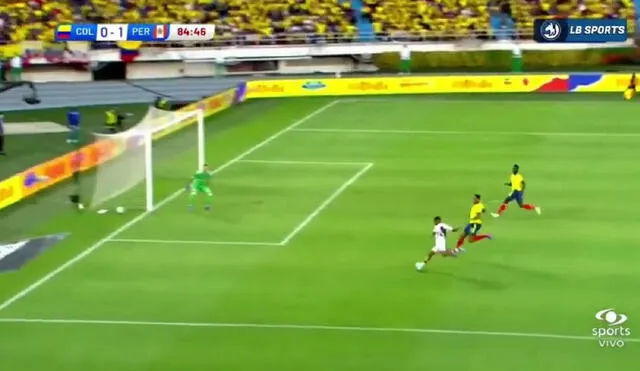 Así narraron los colombianos el gol de Edison Flores. Foto: captura Caracol Tv.