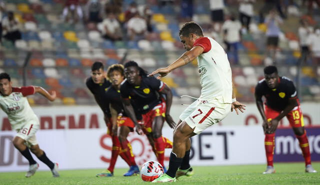 Universitario vs. Aucas se enfrentan en la Noche Crema en el Estadio Monumental. Foto: Universitario