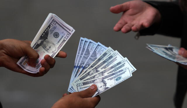 Conoce cuál es el precio del dólar en Perú hoy domingo 30 de enero de 2022. Foto: La República