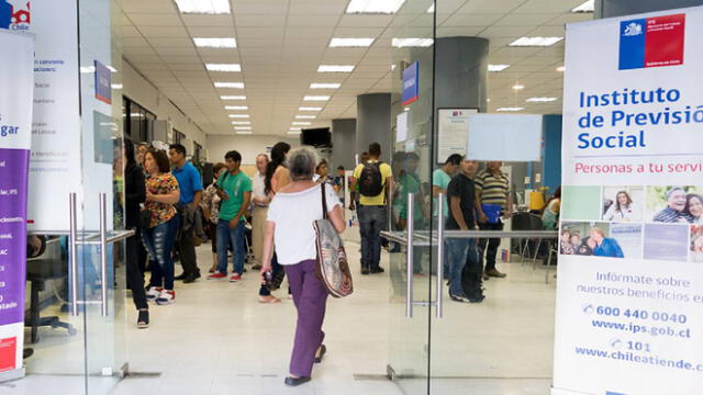 La Pensión Garantizada Universal busca ayudar a los adultos mayores chilenos. Foto: As.