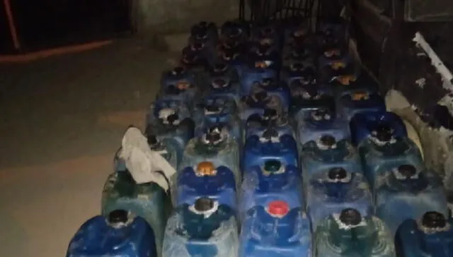 Policías incautaron el combustible la noche del sábado. Foto: PNP