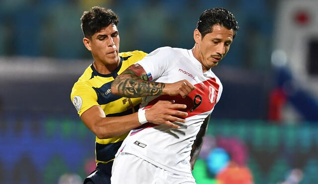 Gianluca Lapadula se perfila nuevamente como la principal carta de gol en el equipo peruano. Foto: AFP
