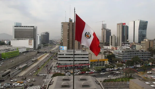 Para 2022 se espera que el crecimiento de América Latina se desacelere a 2,4%, una rebaja de nuestro pronóstico de octubre de 3%. Foto: Andina