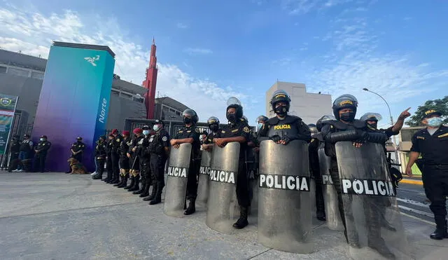 Presencia policial estará desde horas de la tarde. Foto: Raúl Egúsquiza / URPI-LR