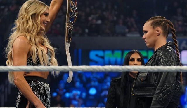 Ronda Rousey y Charlotte lucharán por el campeonato femenino de SmackDown en WrestleMania 38. Foto: WWE