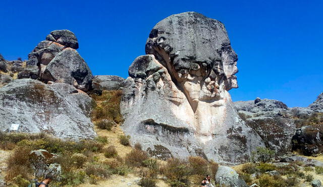 Las gigantescas rocas de Marcahuasi llegan a medir hasta 25 metros de altura. Foto: Ciencia e Ingeniería