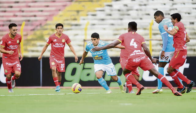 Enredado. Cristal no perdía frente al ‘Rojo Matador’ desde el Clausura 2017 (2-1). Aquella vez también fue como visitante. Foto: Liga 1