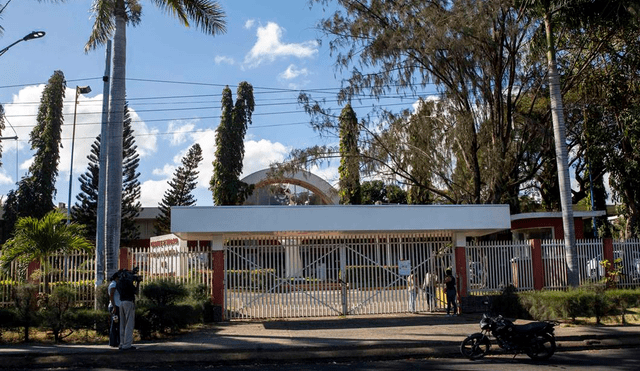 Especialistas en leyes, como la abogada María Asunción Moreno, han señalado de ilegal la nacionalización porque la Constitución de Nicaragua defiende la autonomía de las universidades. Foto: EFE