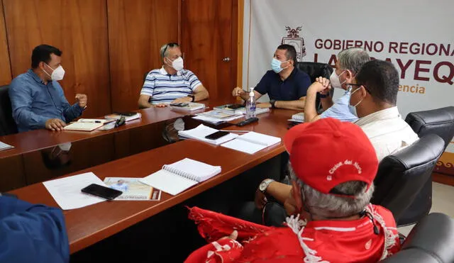 Gobernador regional, Luis Díaz Bravo, se comprometió a trabajar en este requerimiento de la sociedad civil. Foto: GRL