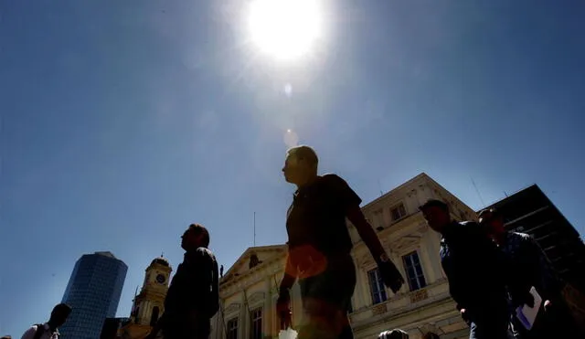 El día sin sombra ocurre 2 veces al año en las ciudades del Perú. Foto: Andina