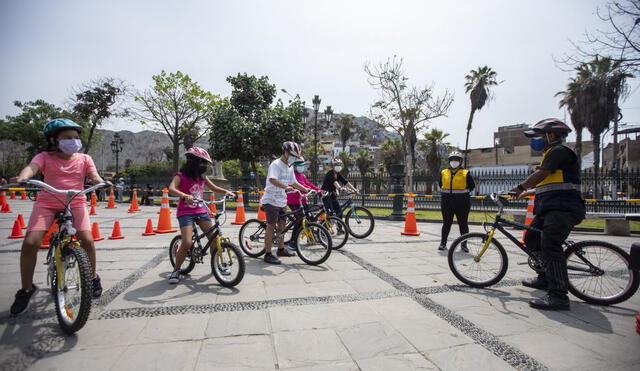 Esta inauguración se realiza el propósito de que los ciudadanos puedan aprender a manejar bicicleta. Foto: MML