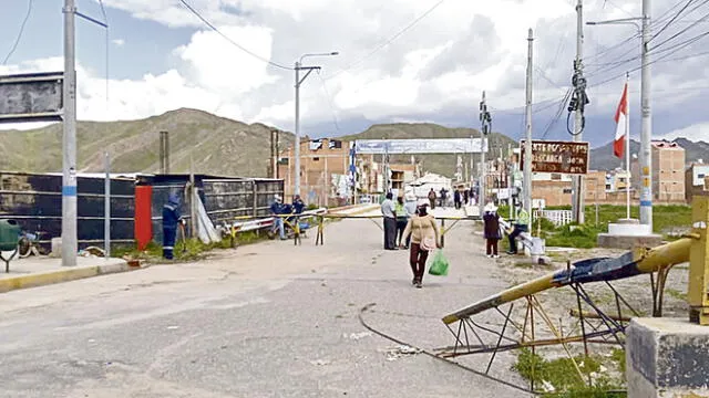 Reapertura. Puente Internacional en Desaguadero fue reabierto en la región Puno. Foto: La República