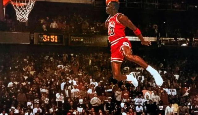Michael Jordan cumple 58 años este 17 de febrero del 2022. Foto: AFP
