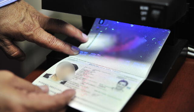 Ciudadanos pueden tramitar el documento en el Aeropuerto Internacional Jorge Chávez. Foto: La República