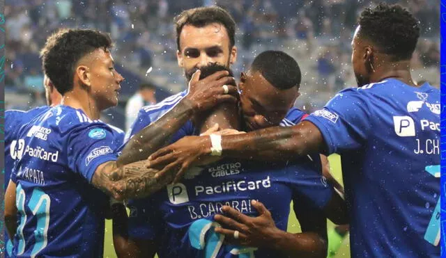 Emelec ganó 4-0 con goles de Zapata, Quiroga y Rodríguez. Duarte hizo un autogol. Foto: Twitter @CSEmelec
