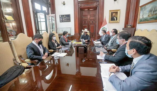 Estilo. El presidente Pedro Castillo respondió con evasivas y con explicaciones imprecisas. Foto: Presidencia