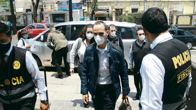 Reunión. Policías belgas llegaron ayer a Arequipa. Foto: La República