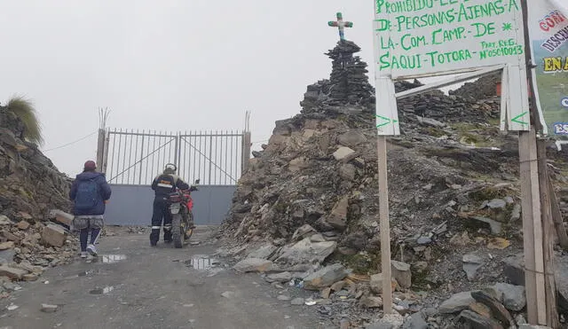 Puno. El paso a la comunidad de Saqui Totora esta prohibido. Foto: La República