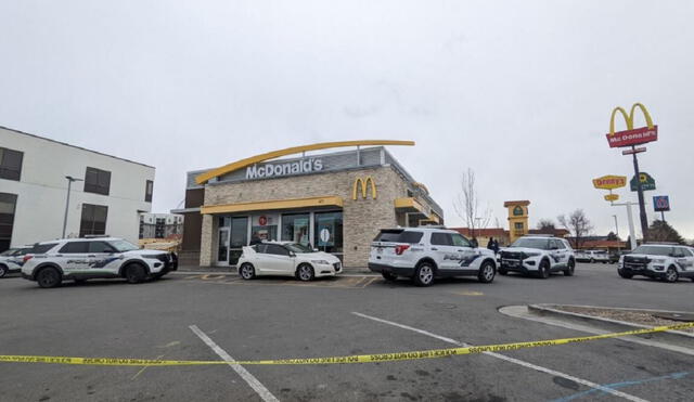 El suceso ocurrió en el servicio de auto de McDonald’s de Midvale, Utah (Estados Unidos). Foto: KUTV
