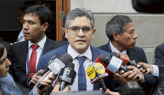 Fiscal. Pérez alertó sobre malas intenciones de proyecto de ley. Foto: Antonio Melgarejo/ La República