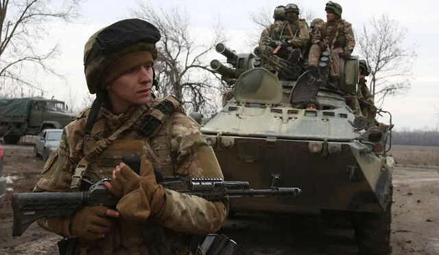 Ejército de Ucrania llegando a la región de Lugansk para repeler el ataque ruso. Foto: AFP