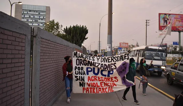 Las estudiantes señalan que esta denuncia hacia ellas también aleja a las estudiantes que desean denunciar acoso. Foto: Lucía Castro