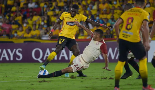 Ángel Cayetano estuvo en el campo los 90 minutos del juego. Foto: EFE