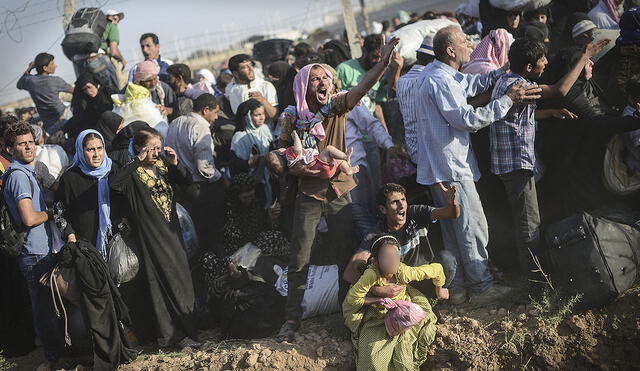 La ONU en su último informe indicó que habrían más de 100.000 desplazados en Ucrania desde que inició el despliegue militar de Rusia. Foto: AFP