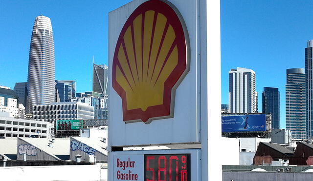Shell señaló que renunciará a su 27,5% en la instalación de gas natural licuado de Sajalin-II. Foto: AFP