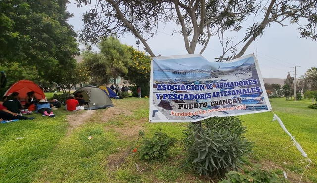 Los pescadores realizarán una conferencia de prensa este 1 de marzo en las afueras de la refinería La Pampilla. Foto: Pescadores de Chancay