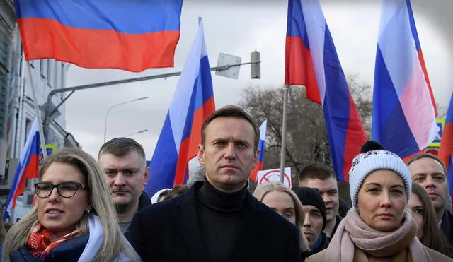 El opositor Alexei Navalny está en la cárcel desde el 2021 y no tiene fecha de salida. Foto: composición LR/ AFP
